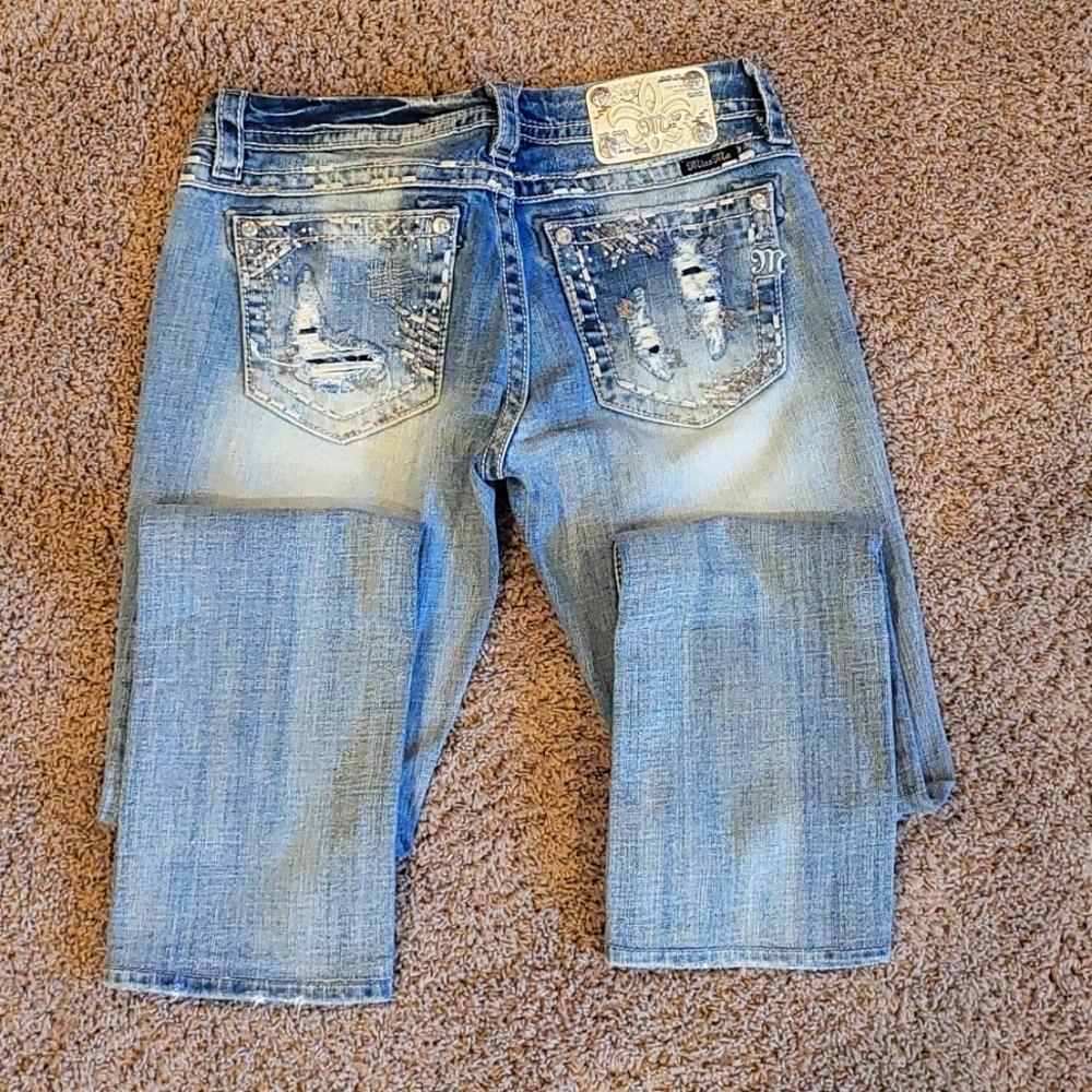 Miss Me Size 29 Signature Straight Excellent